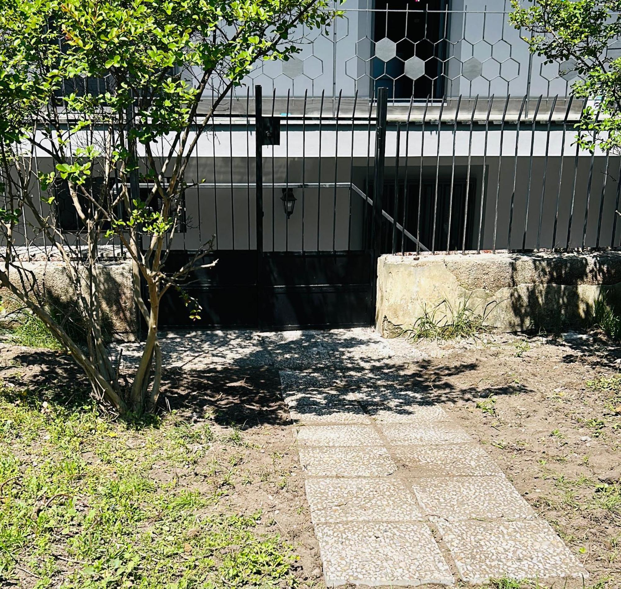 Monolocale Di 55Mq In Villa 8Km Da Pompei San Giuseppe Vesuviano Luaran gambar